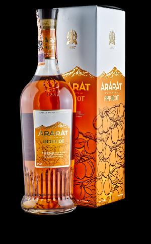 Ararat Apricot 30% 0,7L (karton)