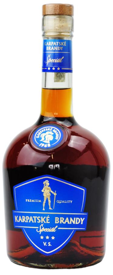 Karpatské Brandy Špeciál VS 38% 0,7L – 3 roky v dubových sudech
