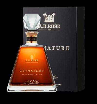 A. H. Riise Signature 43.9% 0.7L (dárkové balení kazeta)