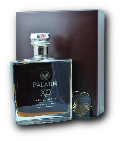 Palatín XO Platinum 40% 0,7L (dárkové balení kazeta)