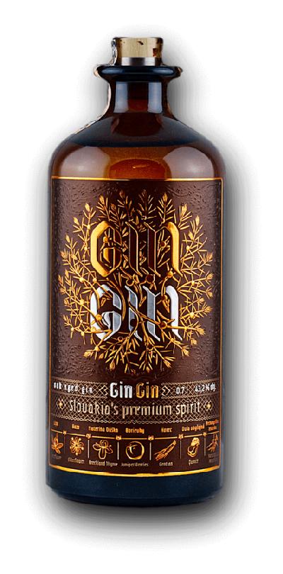 Gin Oak Aged 43,2% 0,7L – řemeslný gin z Pálenice vo Vtáčom údolí