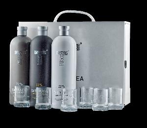 Tatratea Set 48.7% 3 x 0,7L (dárkové balení kufřík + 6 pohárků)