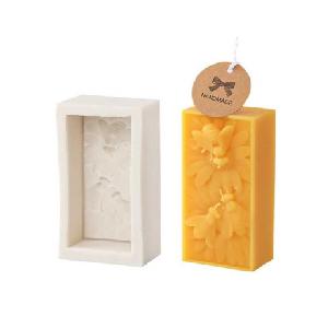 Silikonová forma na mýdlo včely